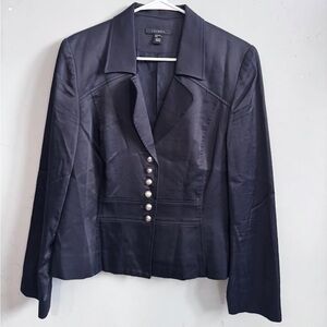 Louben Women's Blaco Fitted Button Blazer